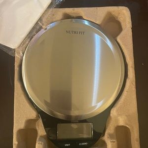 Digital kitchen scale